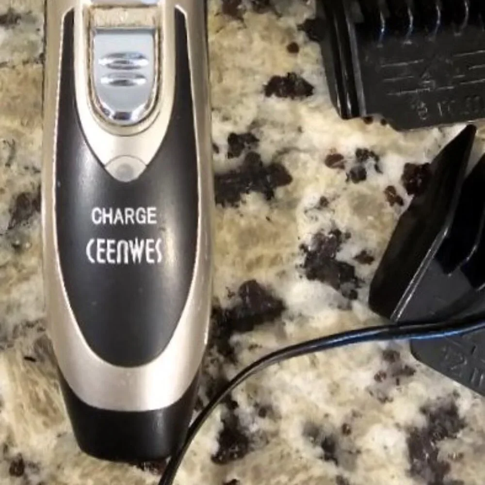 Ceenwes Dog Grooming Clippers w/Guards